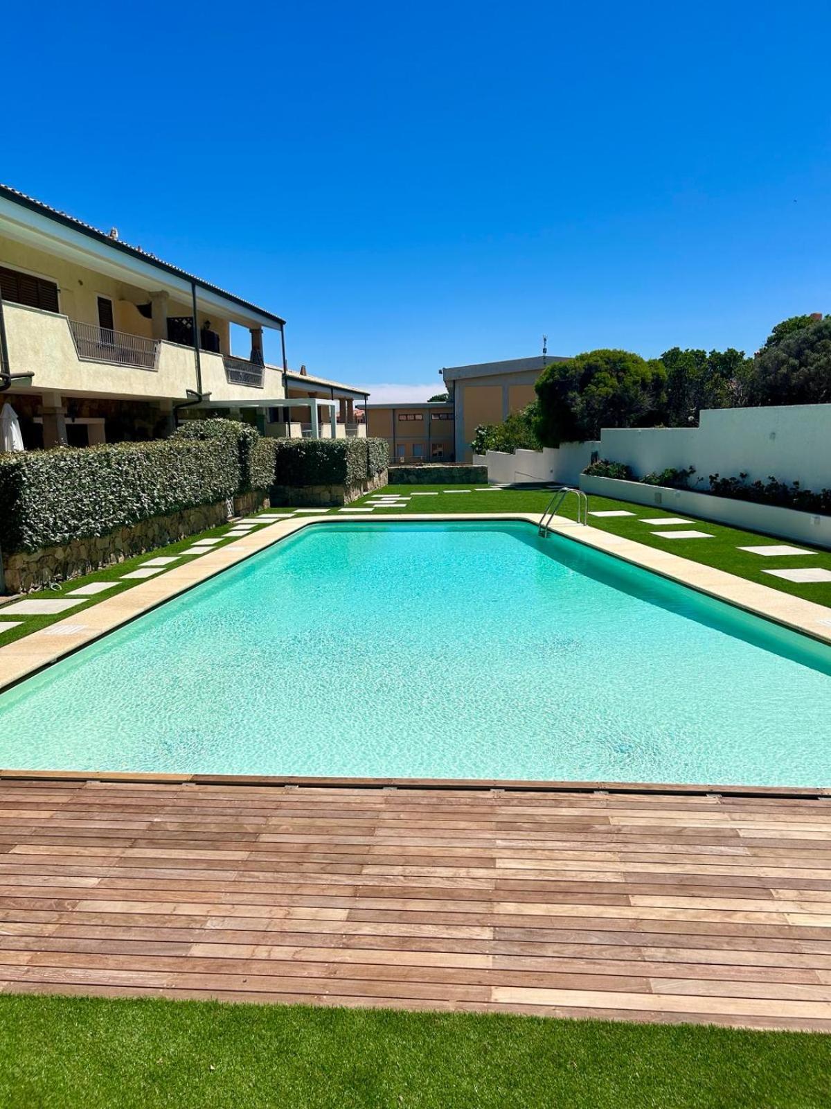 Appartamento Incantevole Con Piscina Палау Екстериор снимка